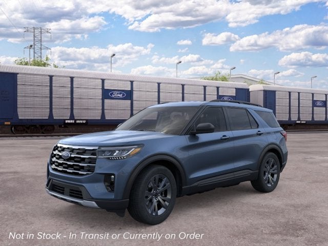 2026 Ford Explorer Active w/200A Pkg 4WD in Vapor Blue Metallic — front three-quarter view