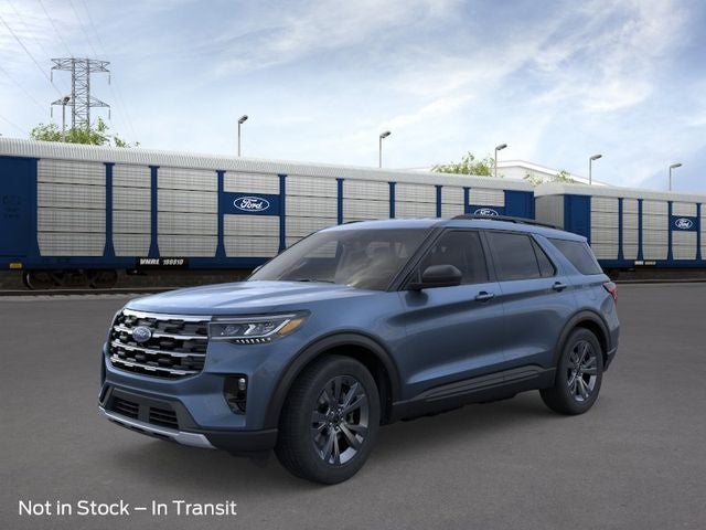 2026 Ford Explorer Active w/200A Pkg 4WD in Vapor Blue Metallic — front three-quarter view