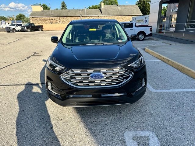 2024 Ford Edge — rear three-quarter view