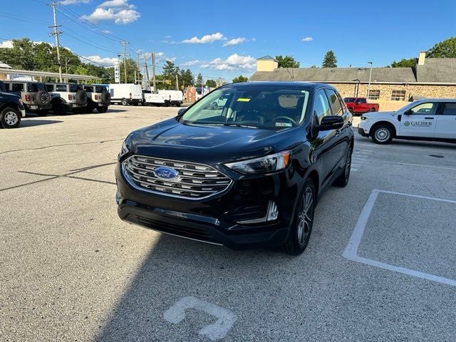 2024 Ford Edge — detail view