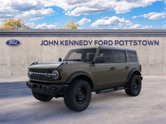 2026 Ford Bronco Badlands in Marsh Gray — front three-quarter view