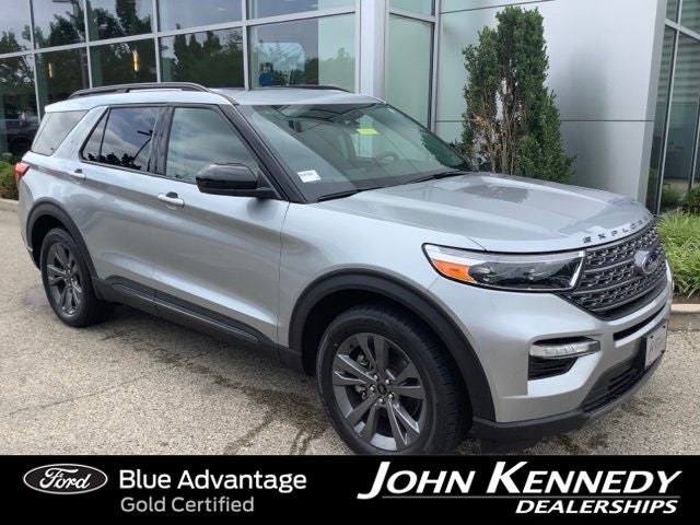 2023 Ford Explorer XLT in Silver Metallic — front three-quarter view