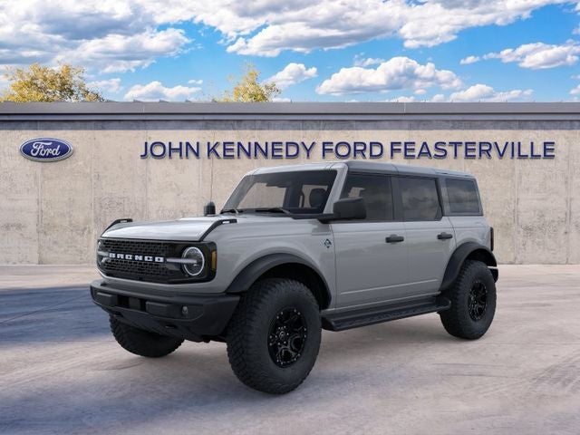 2026 Ford Bronco Outer Banks in Avalanche Gray — front three-quarter view