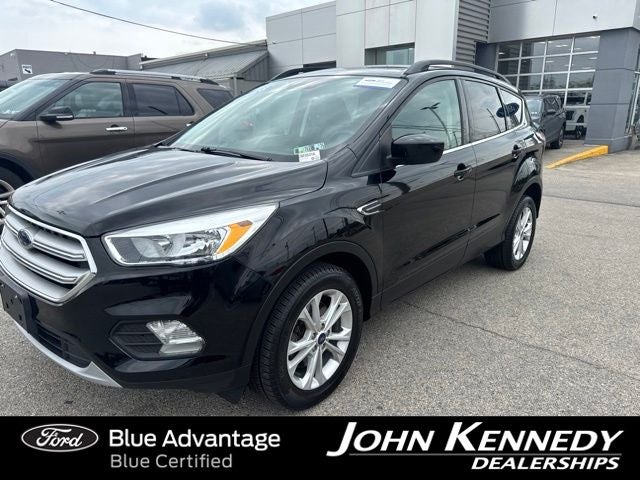 2018 Ford Escape SE in Shadow Black — front three-quarter view