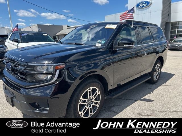2025 Ford Expedition Active in Black Metallic — front three-quarter view
