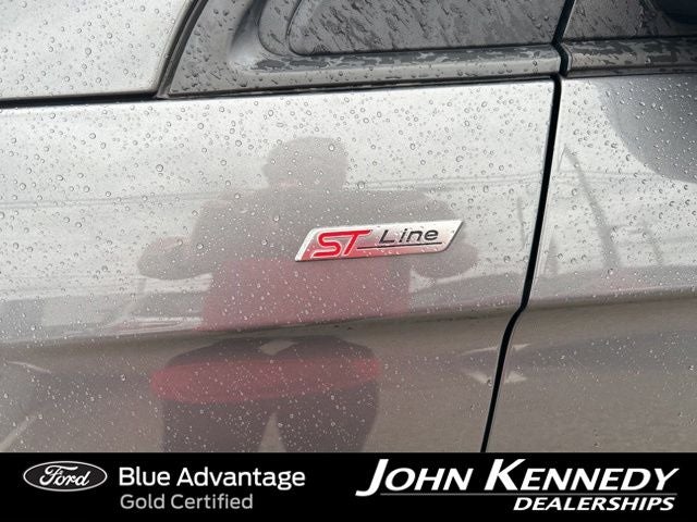 2022 Ford Edge — rear three-quarter view