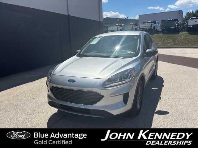 2022 Ford Escape SE in Silver Metallic — front three-quarter view