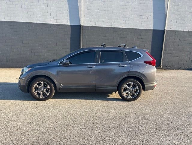 2017 Honda CR-V — rear three-quarter view
